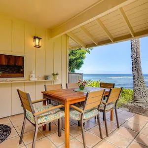 Ultimate Oceanfront Townhome Located On Kona Coast Holiday home